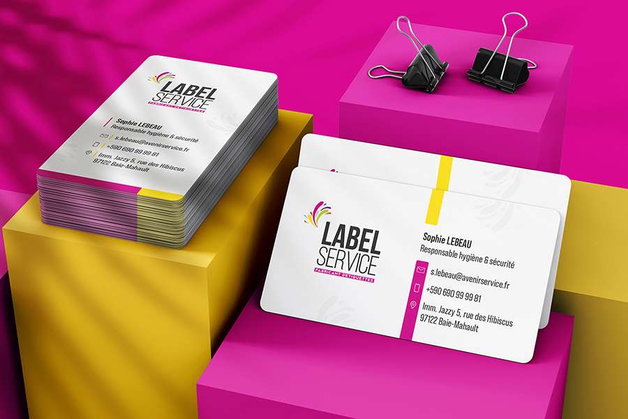 b_card_mockup_02